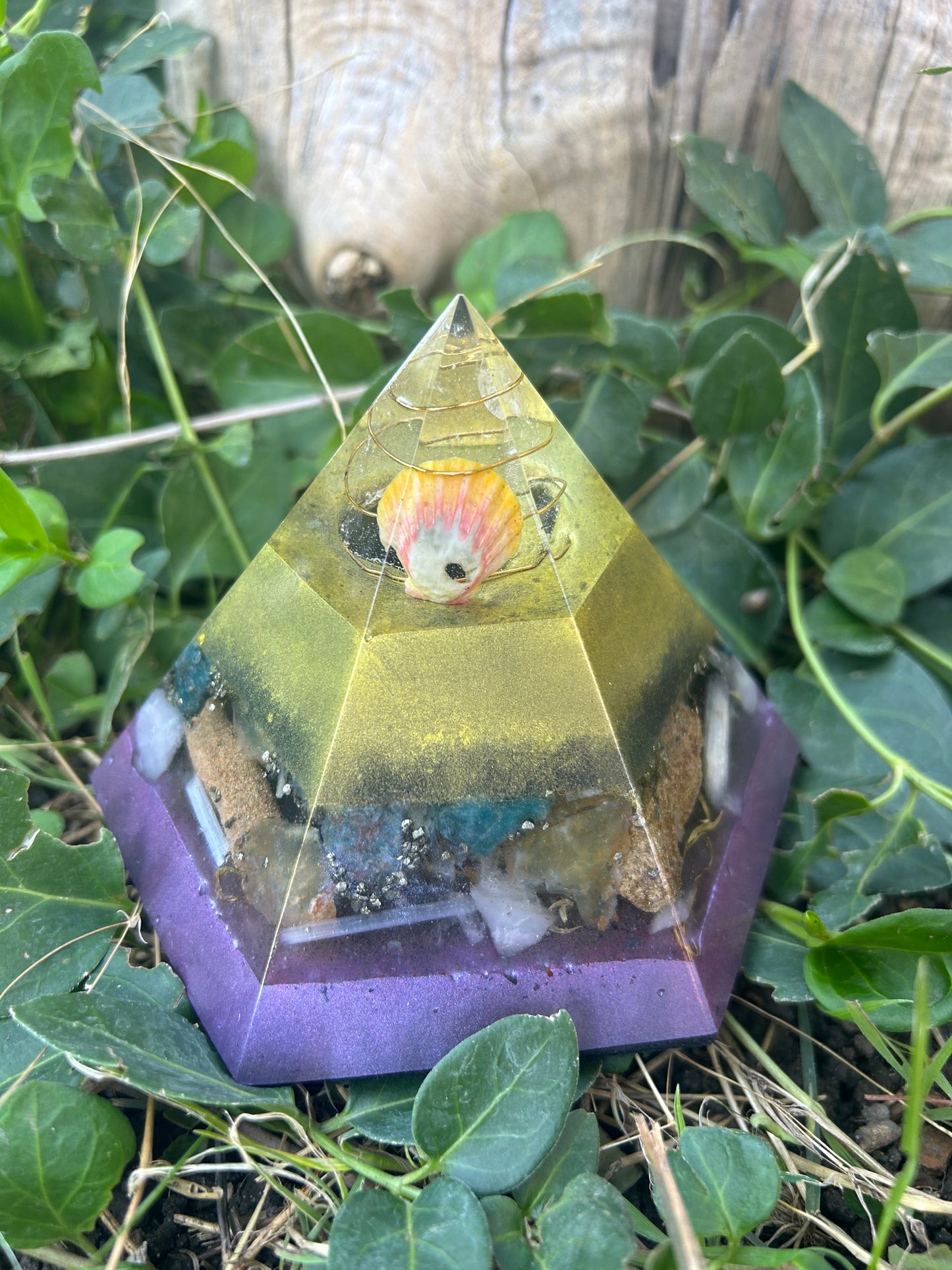 Hexagonal-Shaped 12-sided Orgonite Pyramid