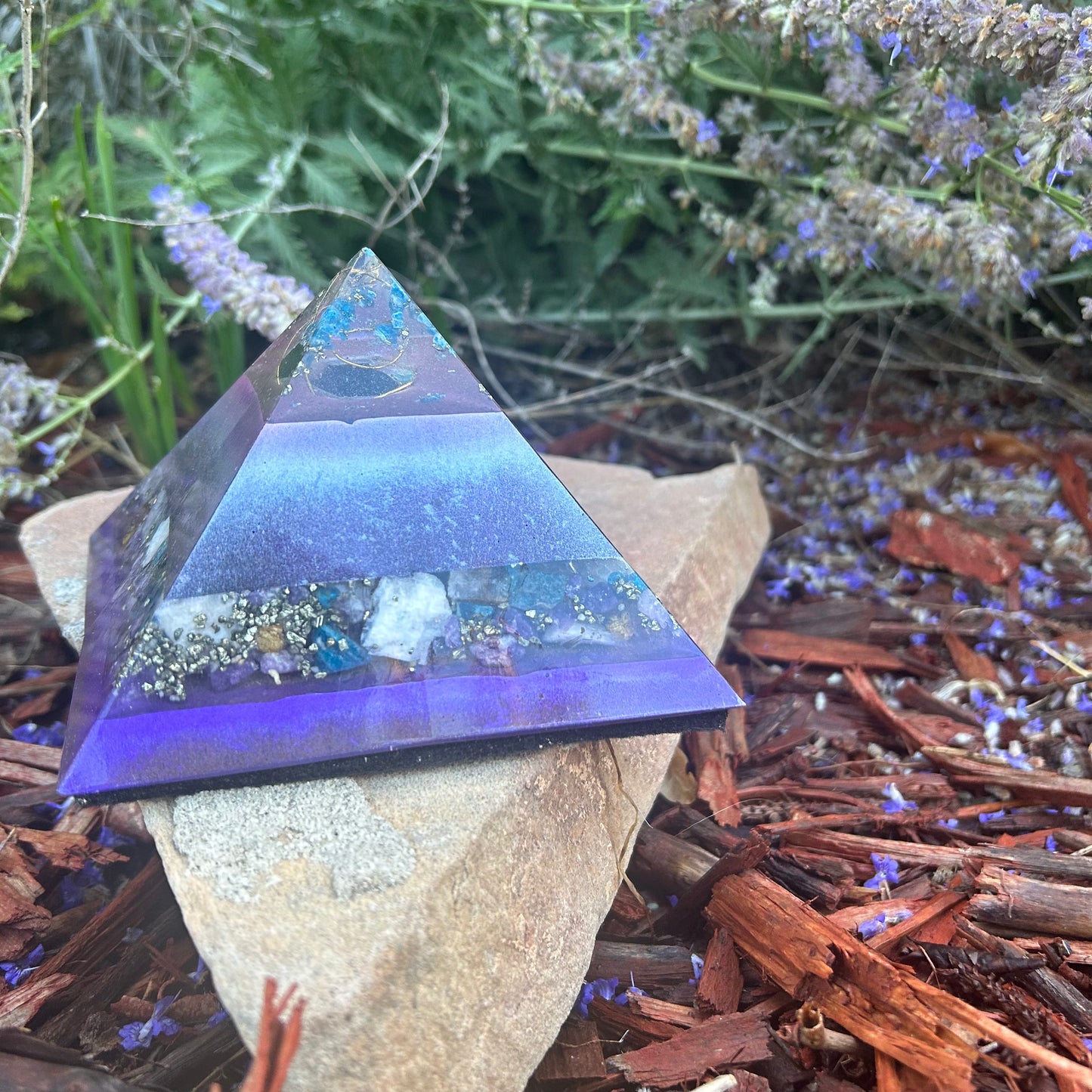 8-Sided Orgonite Cheops Pyramid