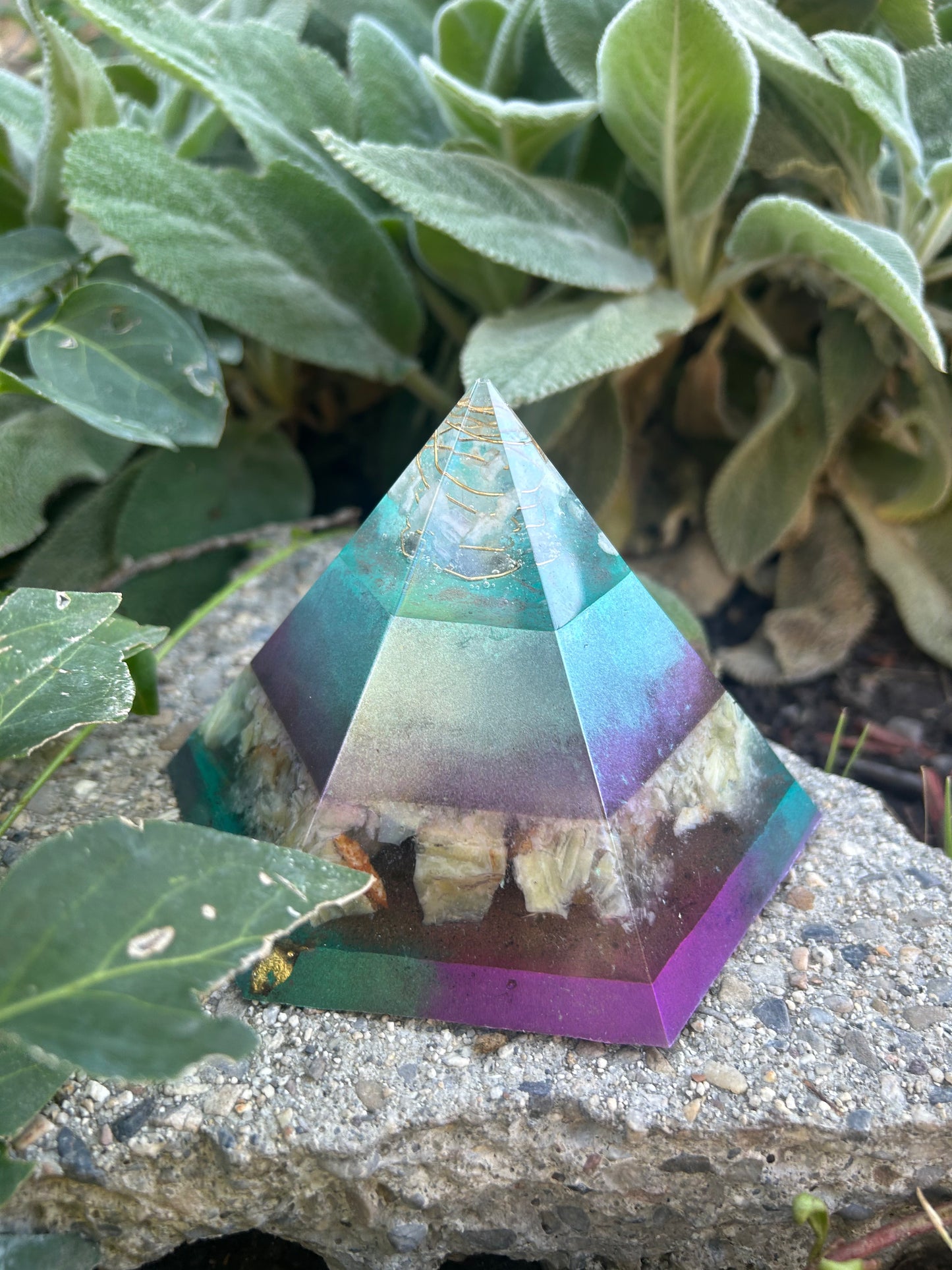 Hexagonal-Shaped 12-sided Orgonite Pyramid